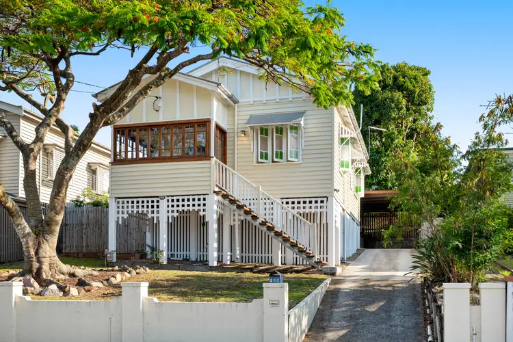 260 Days Road, Grange QLD 4051
