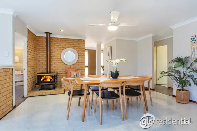Sixth view of Homely house listing, 2 Bomaria Close, South Lake WA 6164