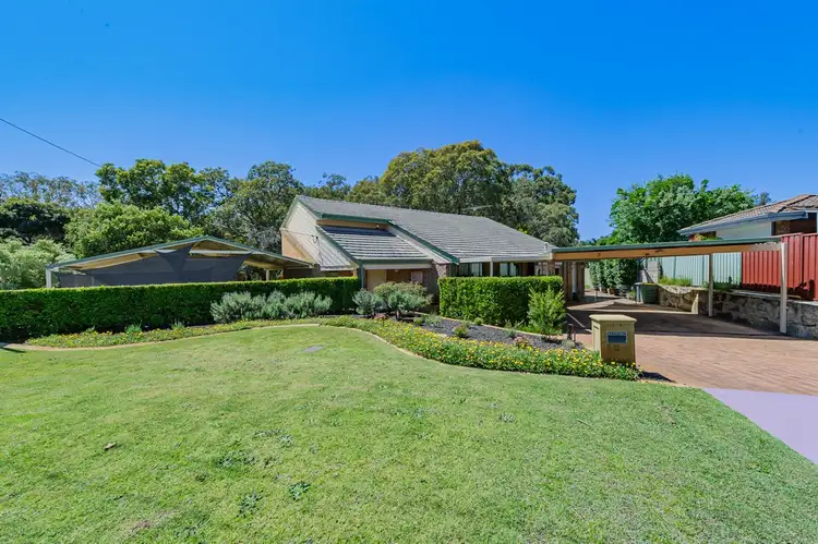 11 Yulan Court, Huntingdale WA 6110