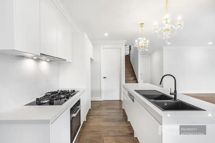 Fifth view of Homely townhouse listing, 1/336 Blackburn Rd, Glen Waverley VIC 3150