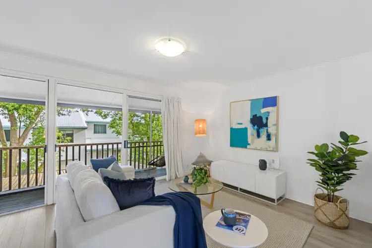 4/74 Southern Cross Parade, Sunrise Beach QLD 4567