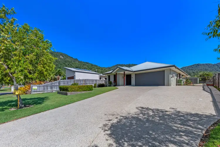 10 Twin Creek Court, Cannonvale QLD 4802