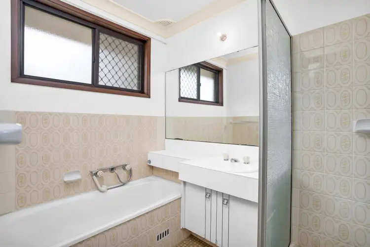 Sixth view of Homely house listing, 30 Frontignan Street, Eschol Park NSW 2558