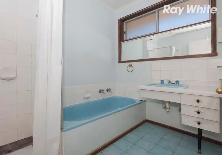 Fifth view of Homely house listing, 10 Madison Court, Bundoora VIC 3083