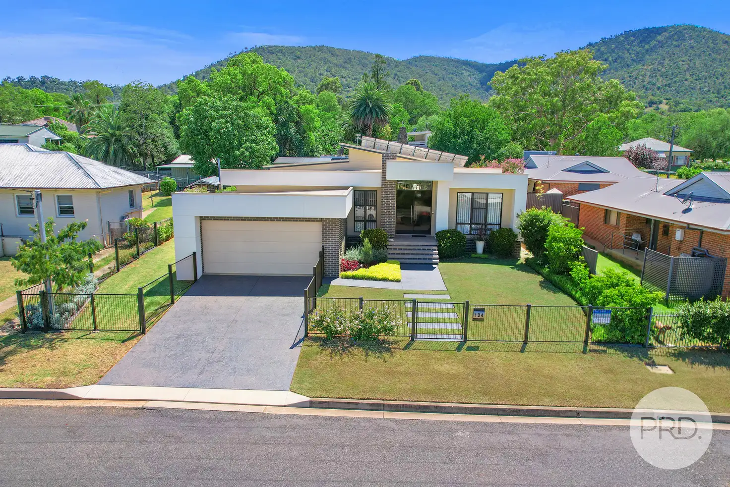 Main view of Homely house listing, 124 Rawson Avenue, Tamworth NSW 2340