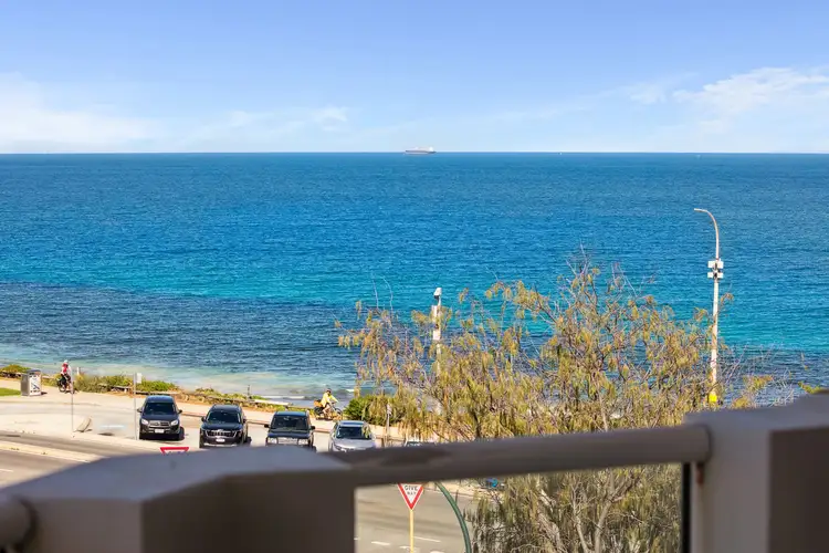 10/6 Eric Street, Cottesloe WA 6011