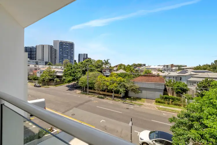 Fifth view of Homely apartment listing, 301/8 Bank Street, West End QLD 4101