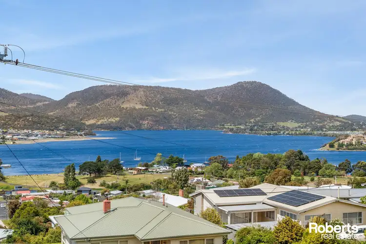 10 Sunshine Road, Austins Ferry TAS 7011