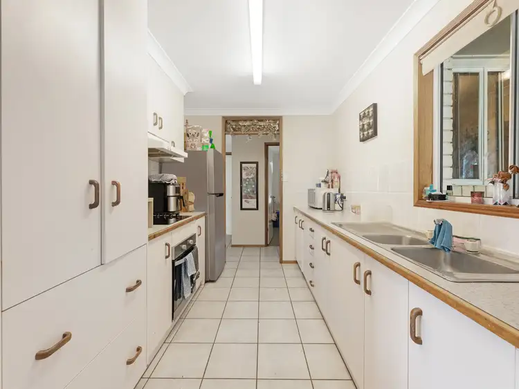 Sixth view of Homely house listing, 11 Dean Court, Urraween QLD 4655