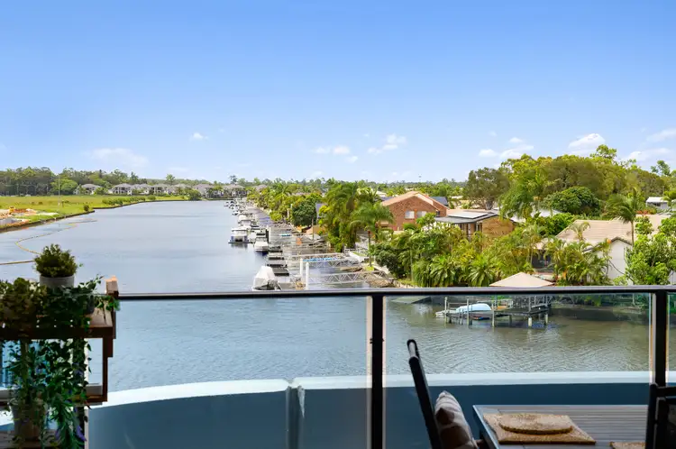 4201/5 Harbour Side Court, Biggera Waters QLD 4216