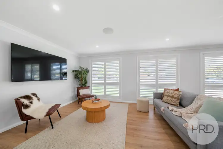 Second view of Homely house listing, 10 Geneva Crescent, Lake Albert NSW 2650