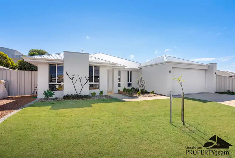 40 Stillwater Avenue, Drummond Cove WA 6532