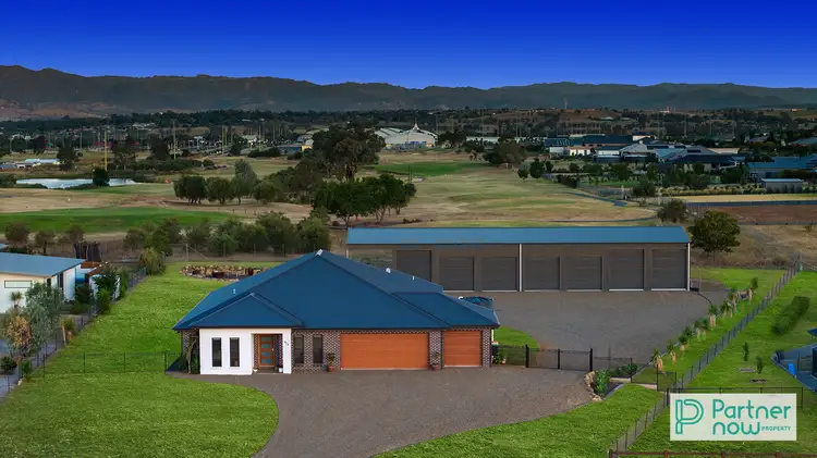 6 Championship Place, Tamworth NSW 2340
