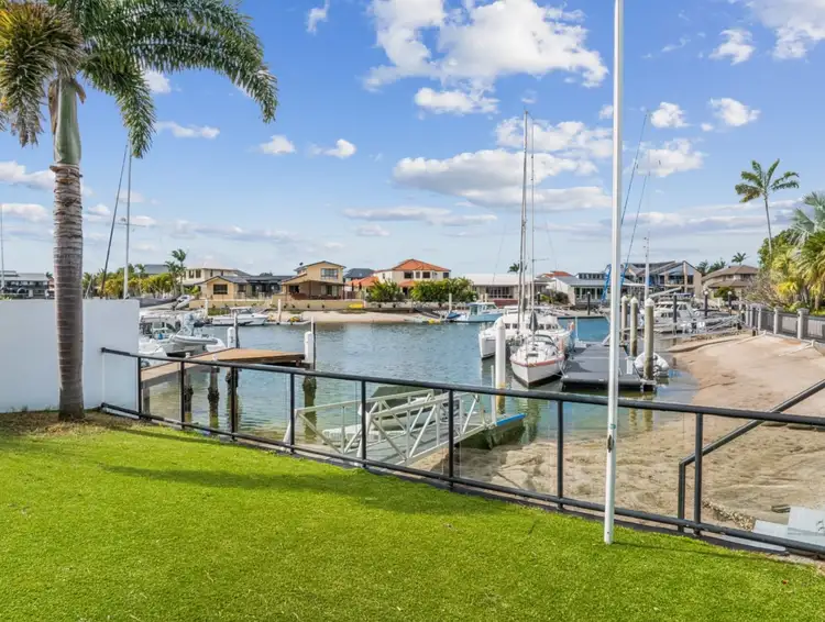 165 Bayview Street, Runaway Bay QLD 4216
