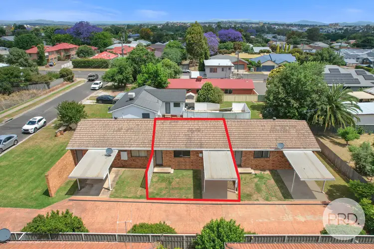 Second view of Homely unit listing, 2/6 Barton Lane, Tamworth NSW 2340