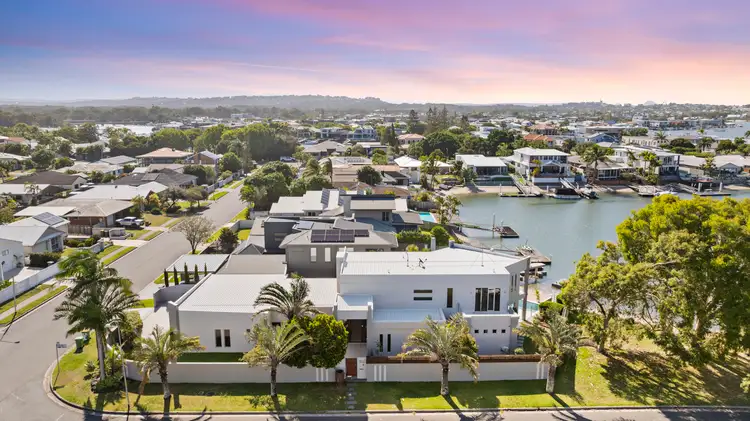 1A Island Court, Minyama QLD 4575