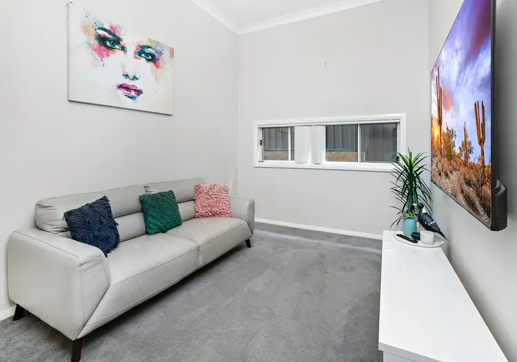 Sixth view of Homely house listing, 27 Lockheed Hudson Drive, Horsley NSW 2530
