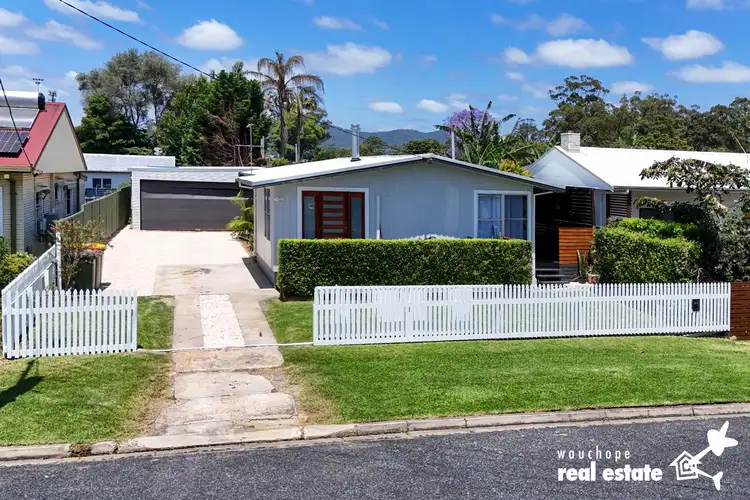48 Waugh Street, Wauchope NSW 2446