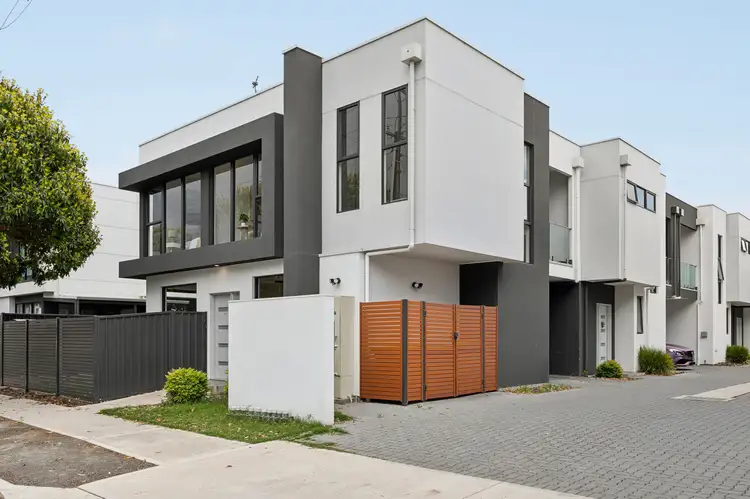 12A Wilford Avenue