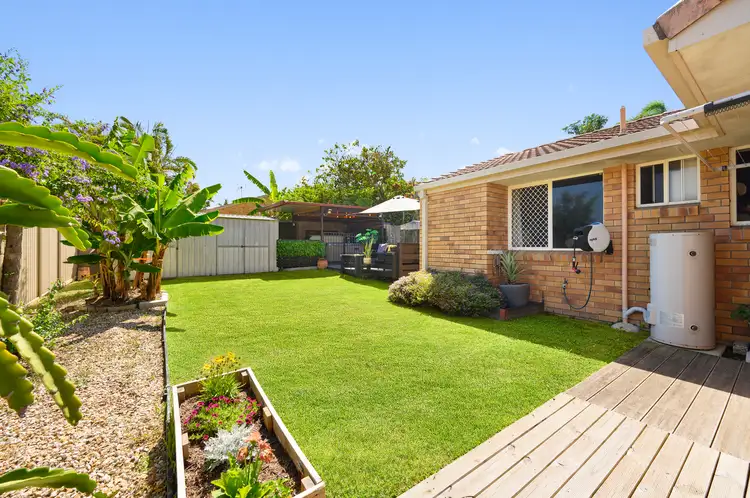 2/52 Village Way, Oxenford QLD 4210