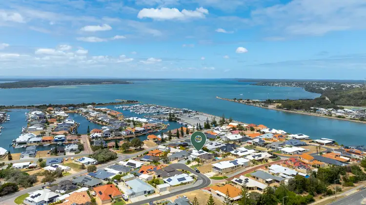 14 Greenshank Mews, Wannanup WA 6210