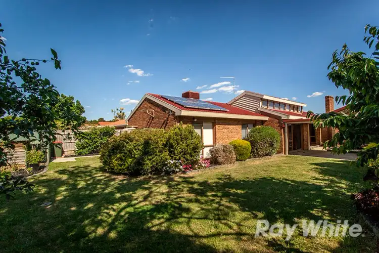 3 St John Place, Rowville VIC 3178