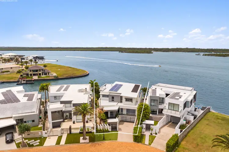 37 Parklane Terrace, Sovereign Islands QLD 4216