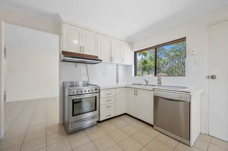 Seventh view of Homely house listing, 114 Yalkarra Crescent, Wurdong Heights QLD 4680
