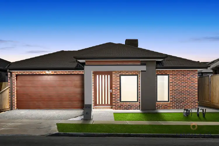 4 Hillside Avenue, Mickleham VIC 3064