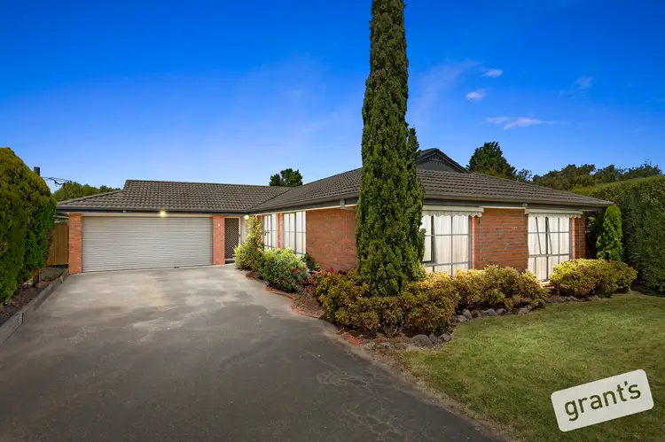 15 Debanne Court, Narre Warren VIC 3805