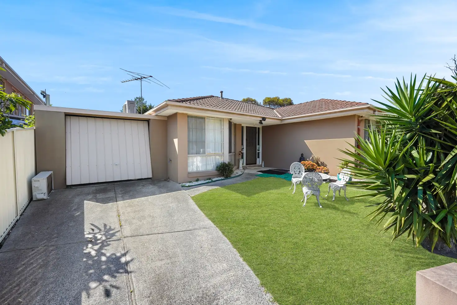 Main view of Homely unit listing, 1/12 General Joshua Drive, Hampton Park VIC 3976