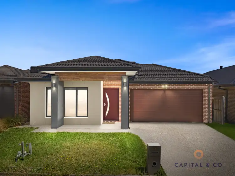 51 Primrose Crescent, Mickleham VIC 3064