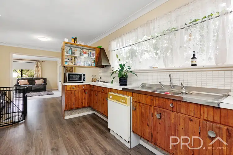 Fourth view of Homely house listing, 2 Crofton Avenue, Batlow NSW 2730