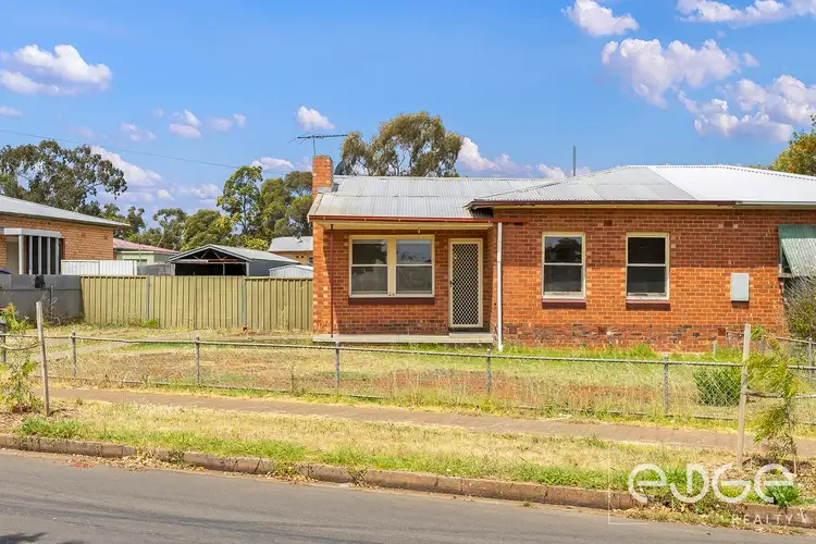 4 Johnston Road, Elizabeth Downs SA 5113