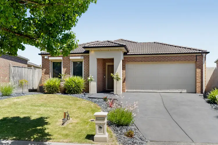 28 Sanctuary Crescent, Rowville VIC 3178