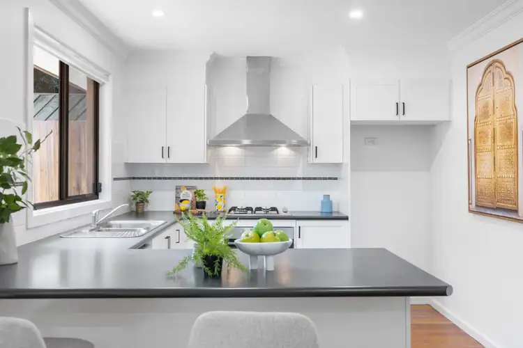 Fifth view of Homely house listing, 2/23 Thurleigh Avenue, Croydon South VIC 3136
