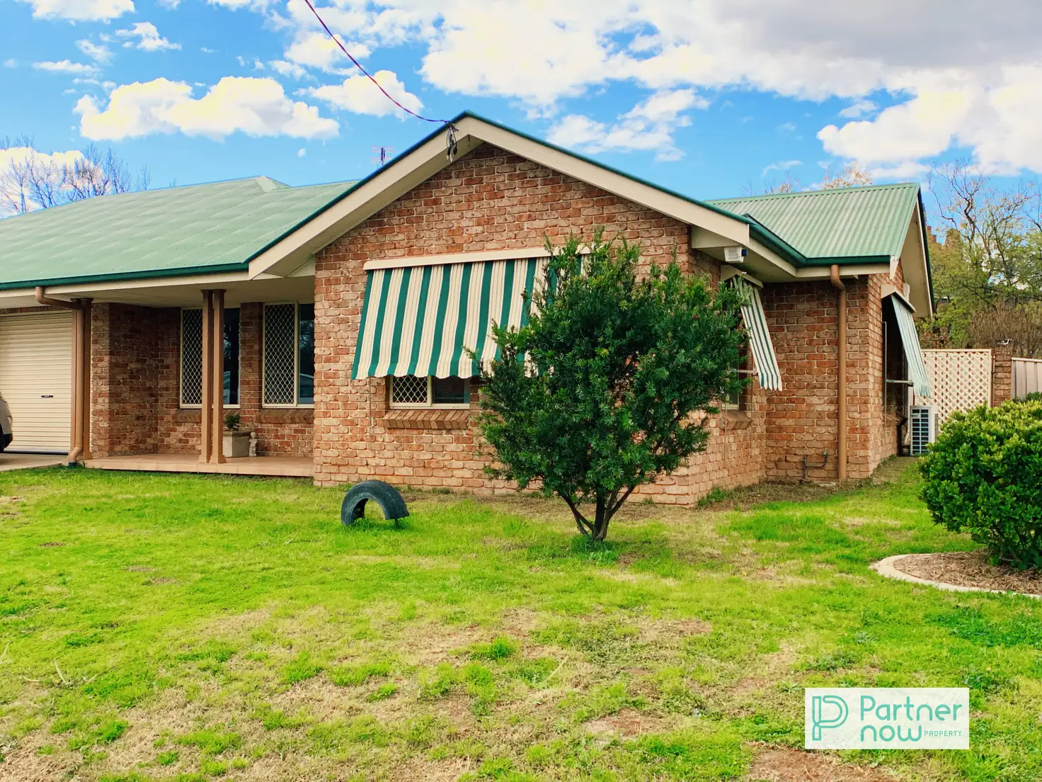 Main view of Homely semi-detached listing, 1/10 Bligh Street, Tamworth NSW 2340