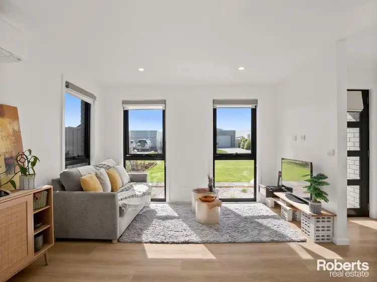 Main view of Homely unit listing, 1/1 Beachrock View, East Devonport TAS 7310