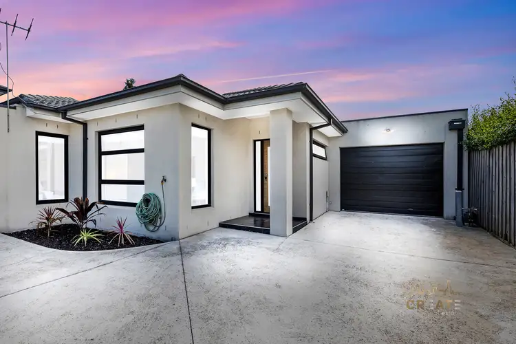 2/55 Ivanhoe Avenue, St Albans VIC 3021
