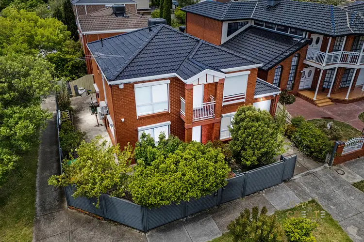 8 Silver Wattle Avenue, Maidstone VIC 3012