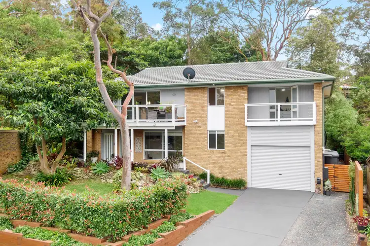 8 Dianne Place