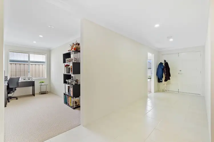 Second view of Homely house listing, 5 Gullane Way, Meadow Springs WA 6210