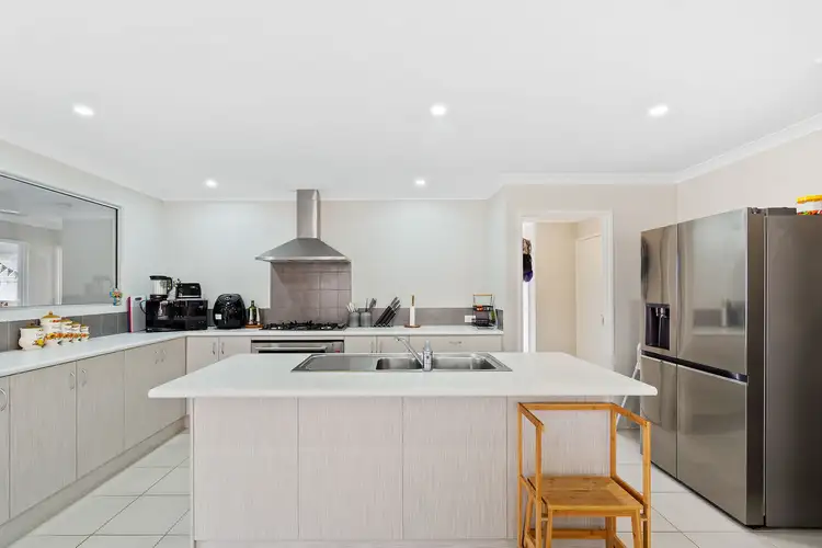 Fifth view of Homely house listing, 5 Gullane Way, Meadow Springs WA 6210