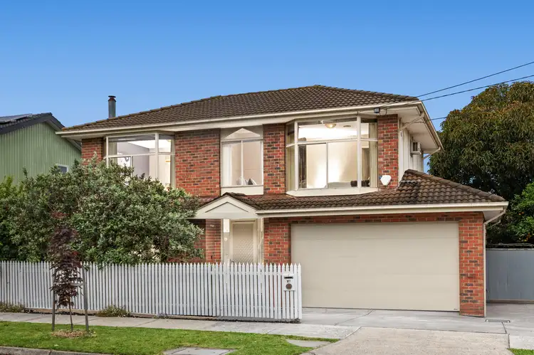 27 Glenwood Avenue, Glen Waverley VIC 3150