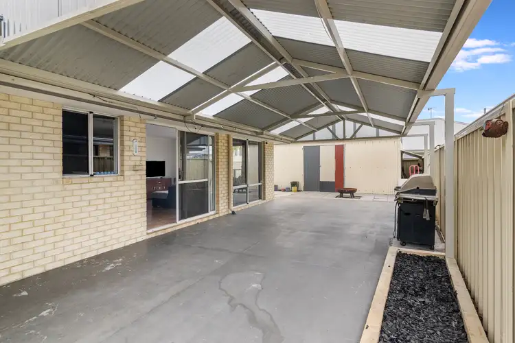 Fifth view of Homely house listing, 1 Crouchley Court, Broadwater WA 6280