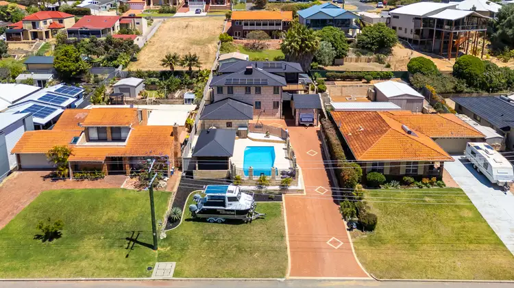 12 Dalrymple Terrace, Halls Head WA 6210