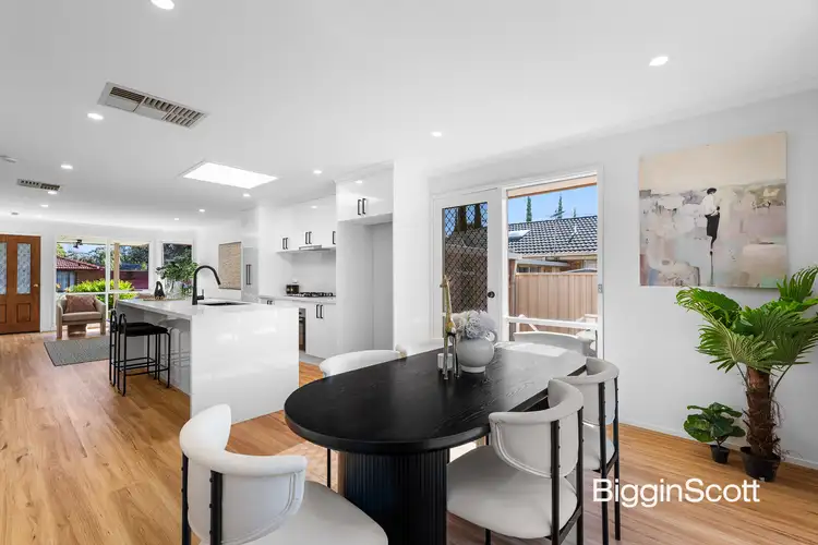Sixth view of Homely unit listing, 2/402 Springvale Road, Glen Waverley VIC 3150