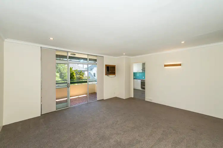 14/12 Eric Street, Como WA 6152