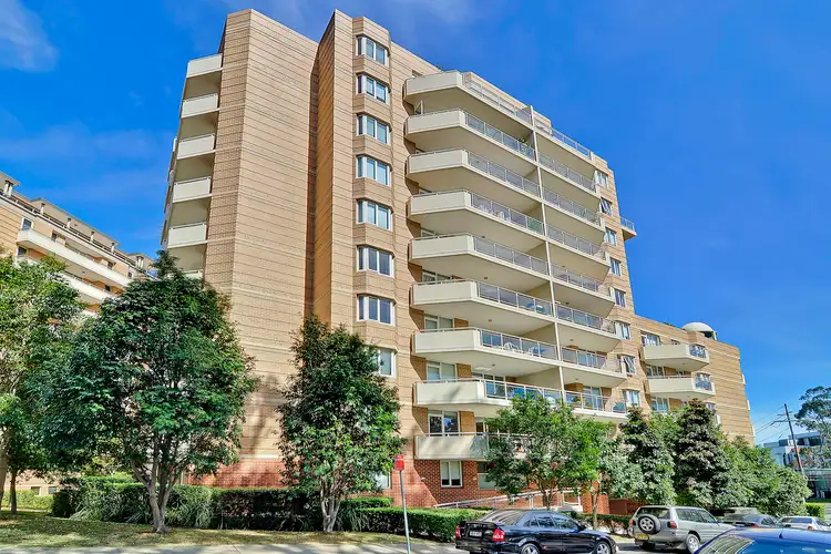 Main view of Homely unit listing, 31/2 Pound Road, Hornsby NSW 2077