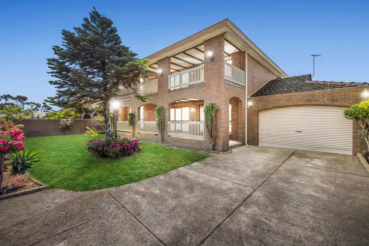 15 Brookland Court